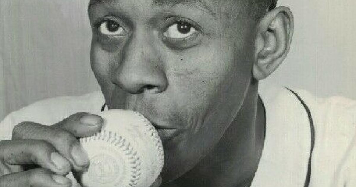 Sizzling Satchel Paige (Spring 2010, Volume 60, Issue 1) n:61929